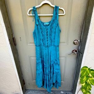 Gorgeous new dress !
Free size ( one size fits all ) 
MADE IN INDIA!
Beautiful